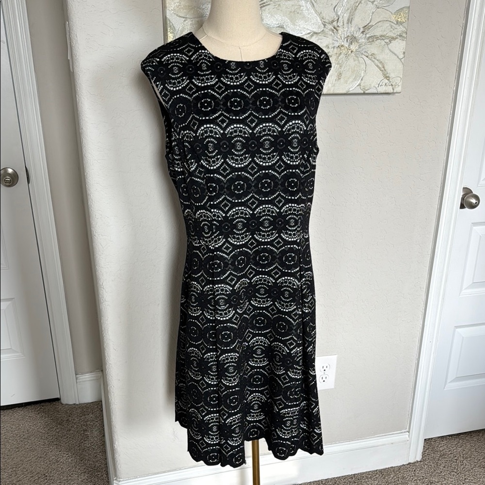 Vince Camuto Black and Gray Midi Dress